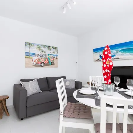 Apartment Home2book Hola Bent, Pool & Terrace