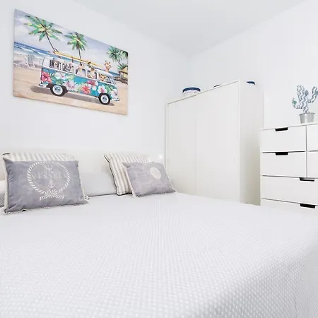 Home2book Hola Bent, Pool & Terrace Apartment *